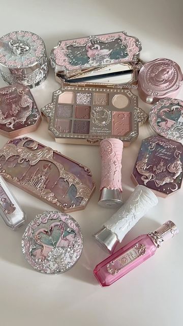 ✨ Tokyo Gyaru Beauty Starter Set